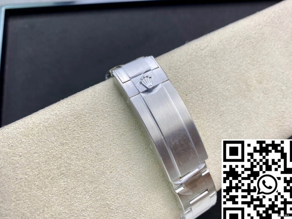 Factory V4 116610LV-97200 Green Dial Submariner Clean Rolex 1221